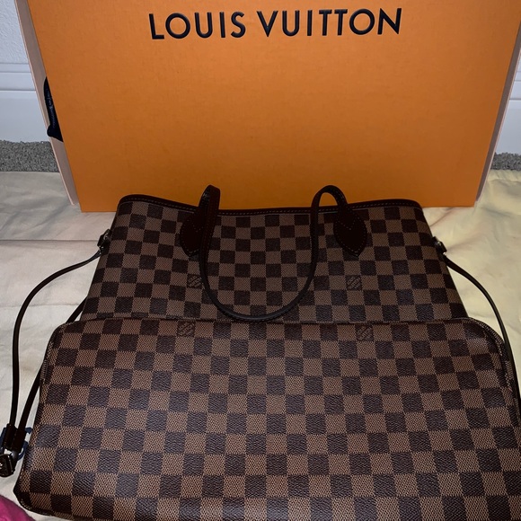 Louis Vuitton Handbags - ‼️SOLD‼️‼️💯 AUTH LV New GM NEVERFULL NO POUCH